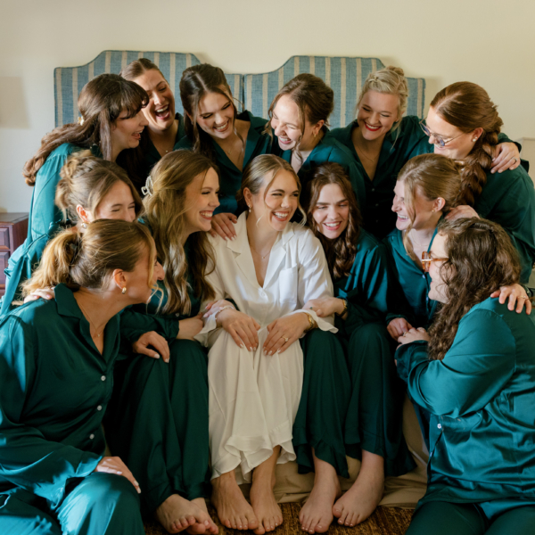 la hacienda snow hill bridal party getting ready teal robes