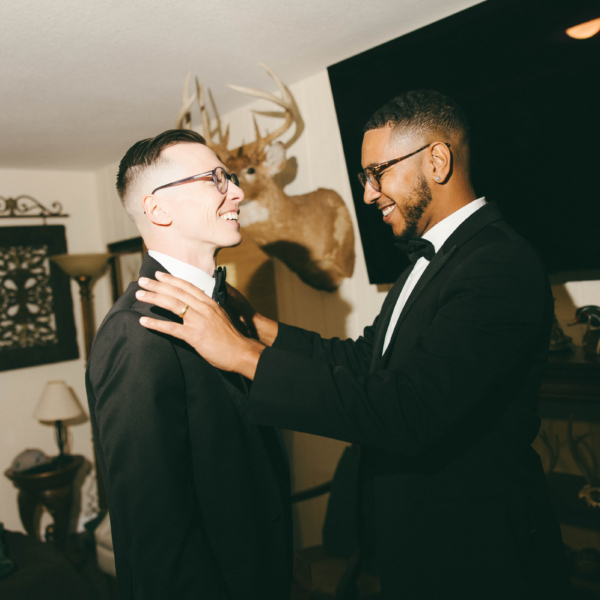la hacienda snow hill groom groomsmen getting ready moment