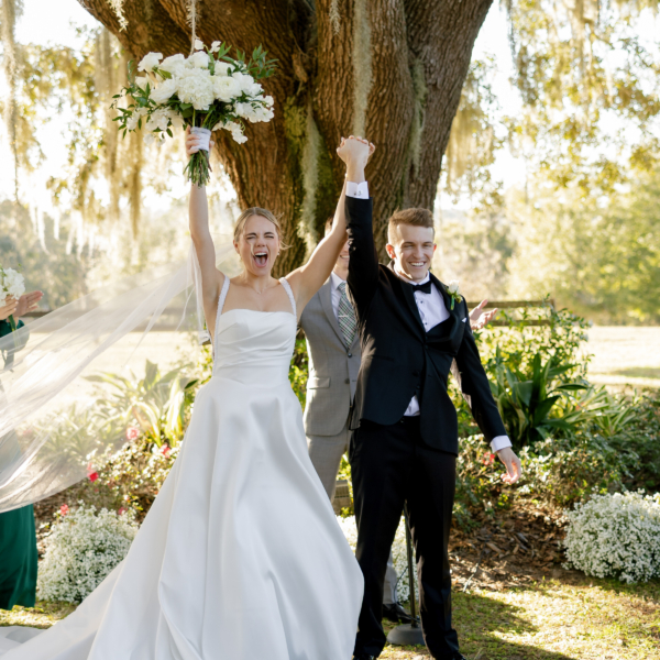 la hacienda snow hill outdoor wedding ceremony celebration spanish moss oak tree