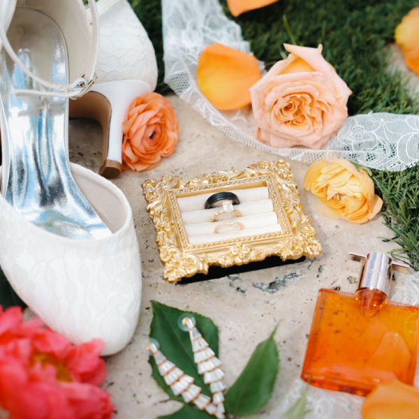 la hacienda snow hill wedding details bridal accessories rings shoes perfume